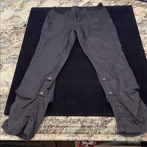 Athleta Women’s Gray/charcoal black Pants